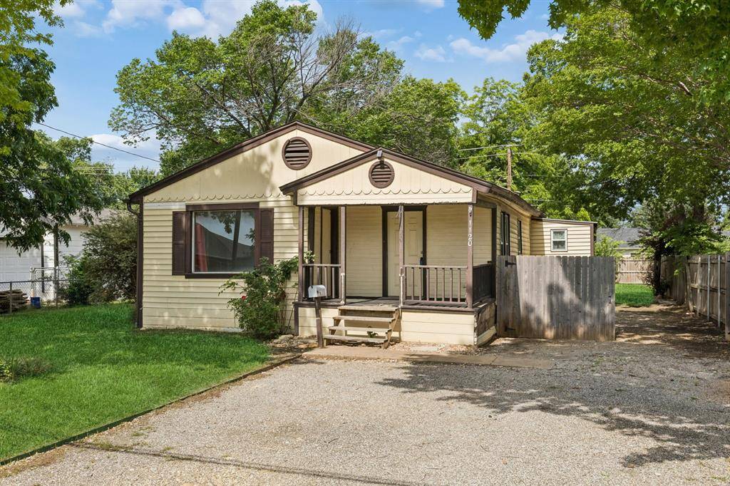 1120 S Pine Street, Grapevine, TX 75050