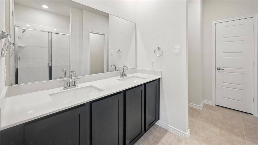 1207 Silent Peak Drive, Princeton, TX 75407