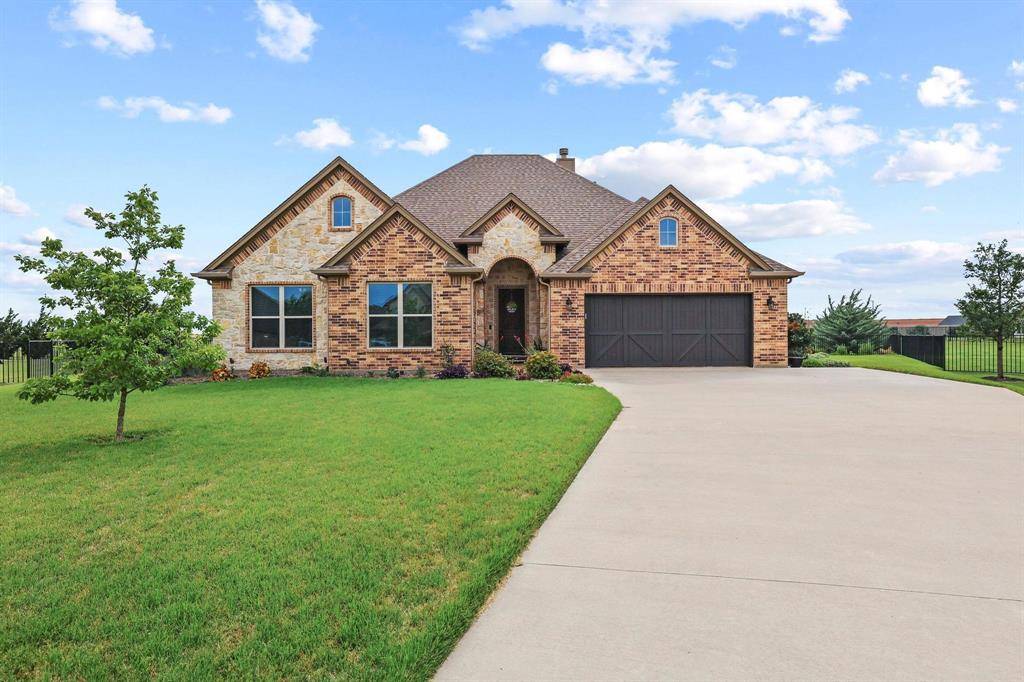 1605 Covered Bridge Court, Gunter, TX 75058