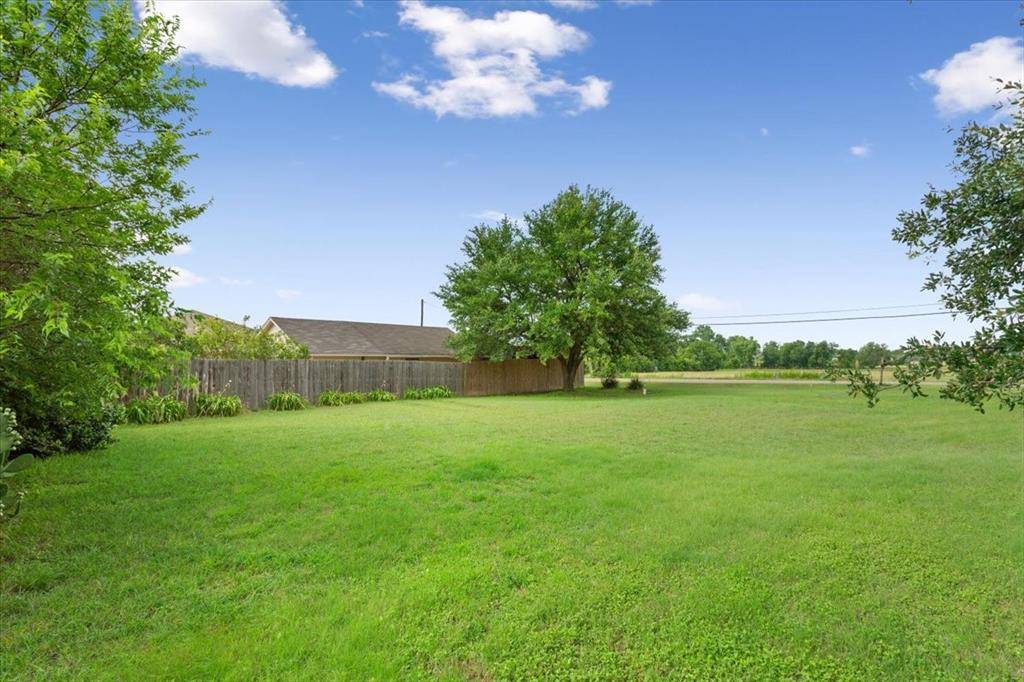 1084 Speegle Road, Woodway, TX 76712