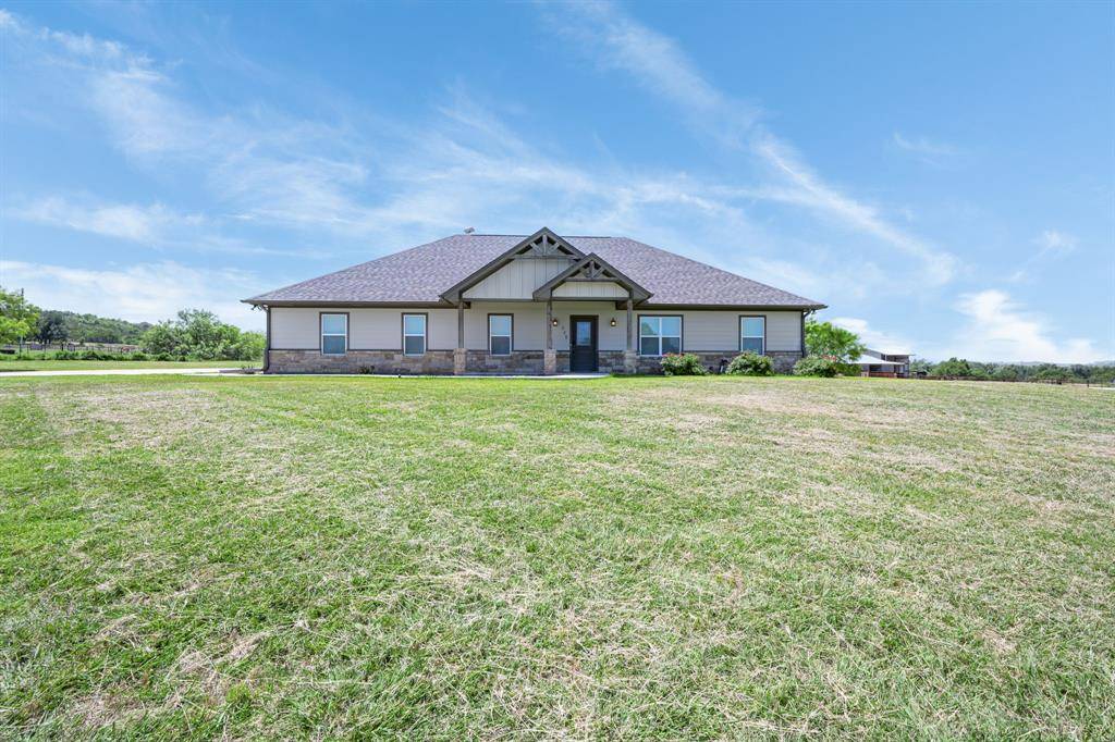 335 Remuda Trail, Stephenville, TX 76401