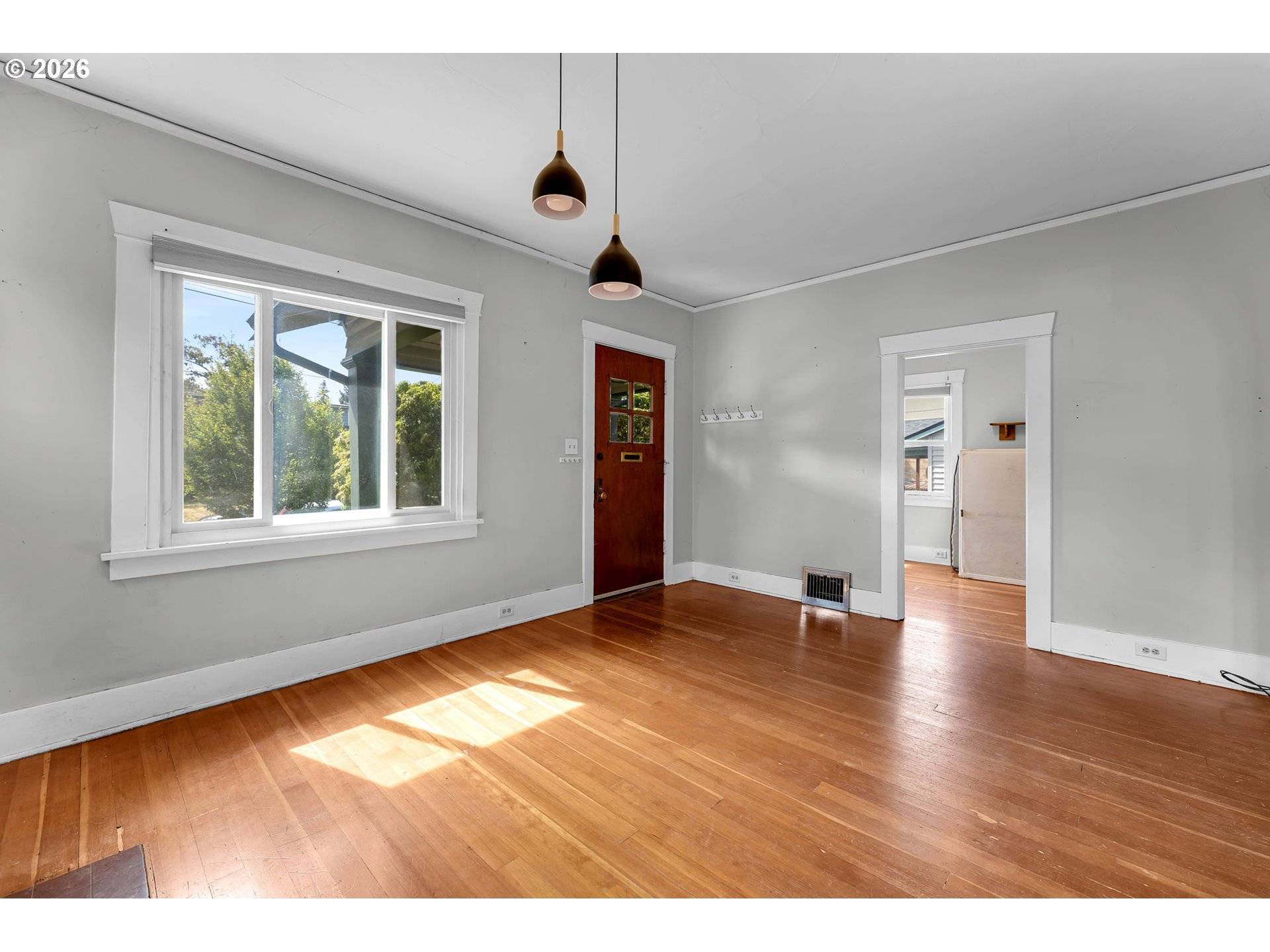 5230 NE 33RD AVE, Portland, OR 97211