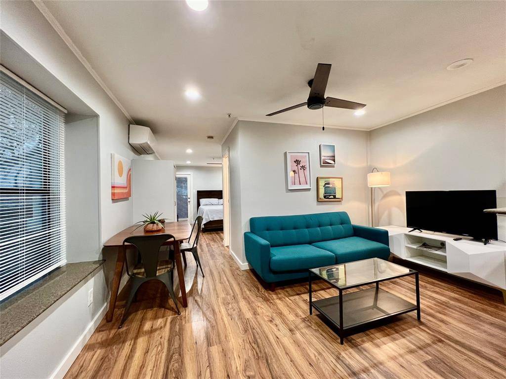 5969 Lewis Street #201, Dallas, TX 75206