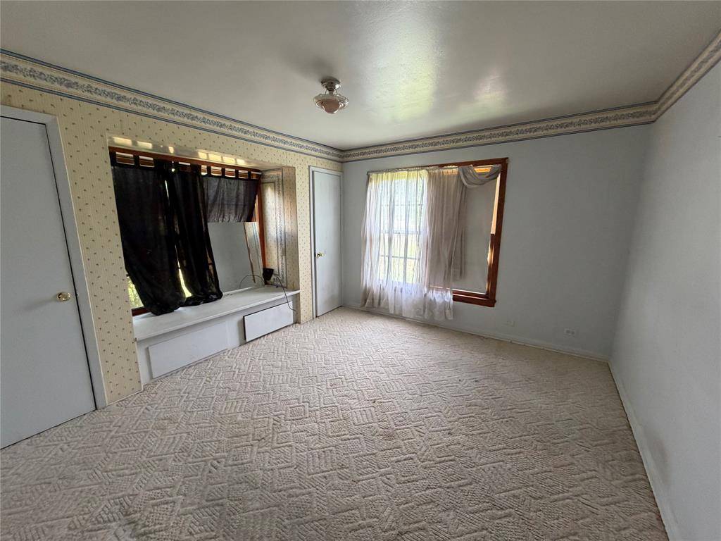 2516 Briarwood Lane, Bellmead, TX 76705