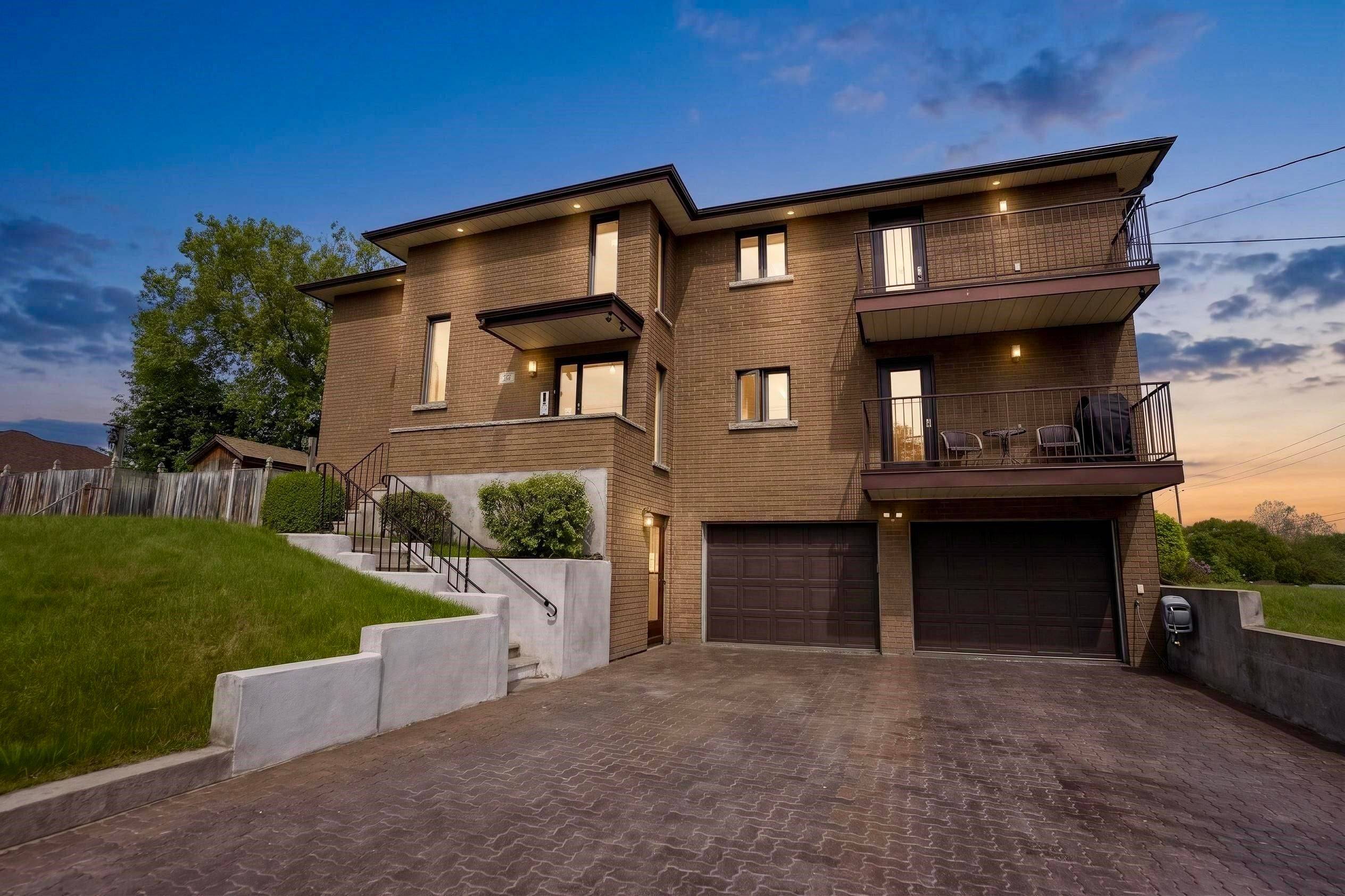 110 Albany ST, Thunder Bay, ON P7A 6Z2