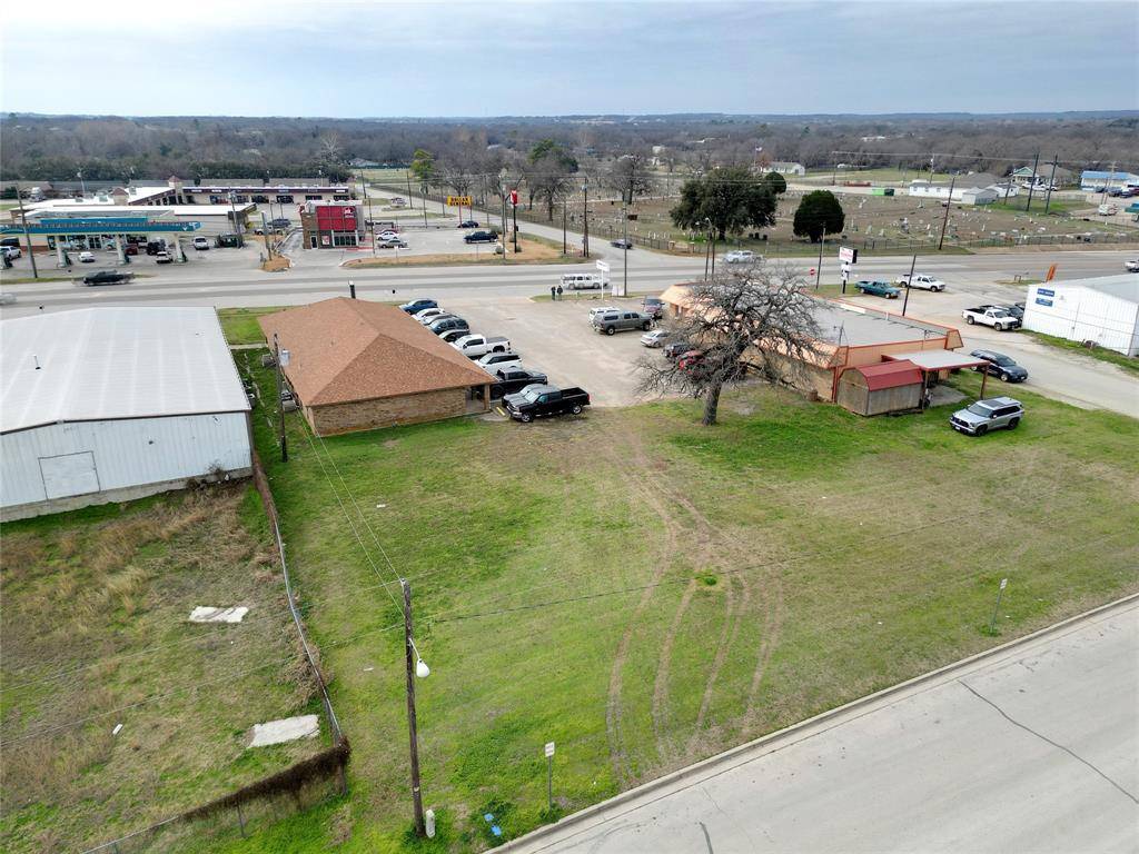 311 E Highway 199, Springtown, TX 76082
