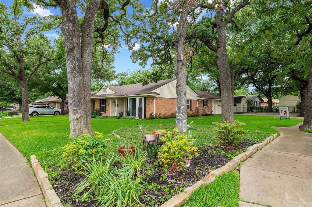 519 Staffordshire Drive, Irving, TX 75061