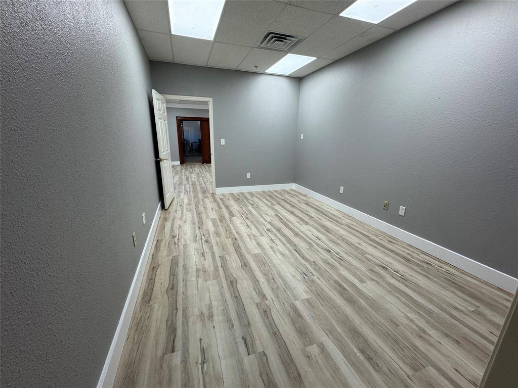 515 W Southlake Boulevard #110, Southlake, TX 76092
