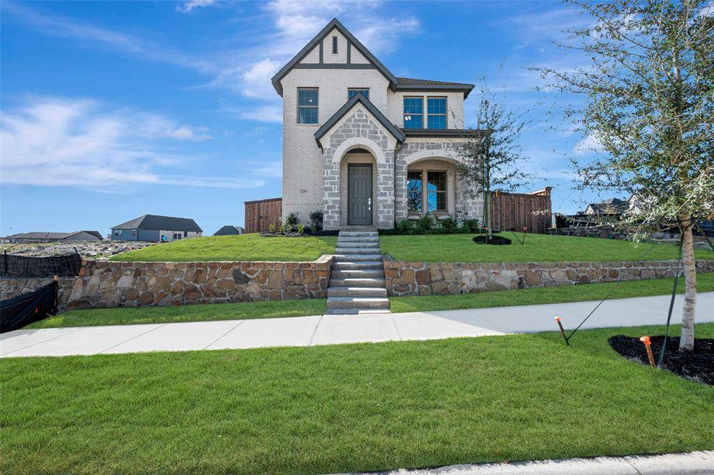 2204 Rolling Oaks Drive, Fort Worth, TX 76008
