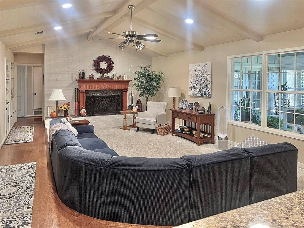 2626 Shoreline Drive, Sherman, TX 75092