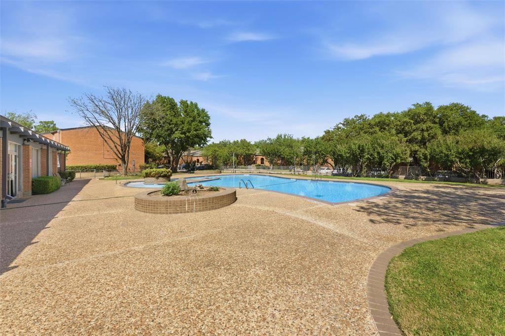 558 E Avenue J #D, Grand Prairie, TX 75050