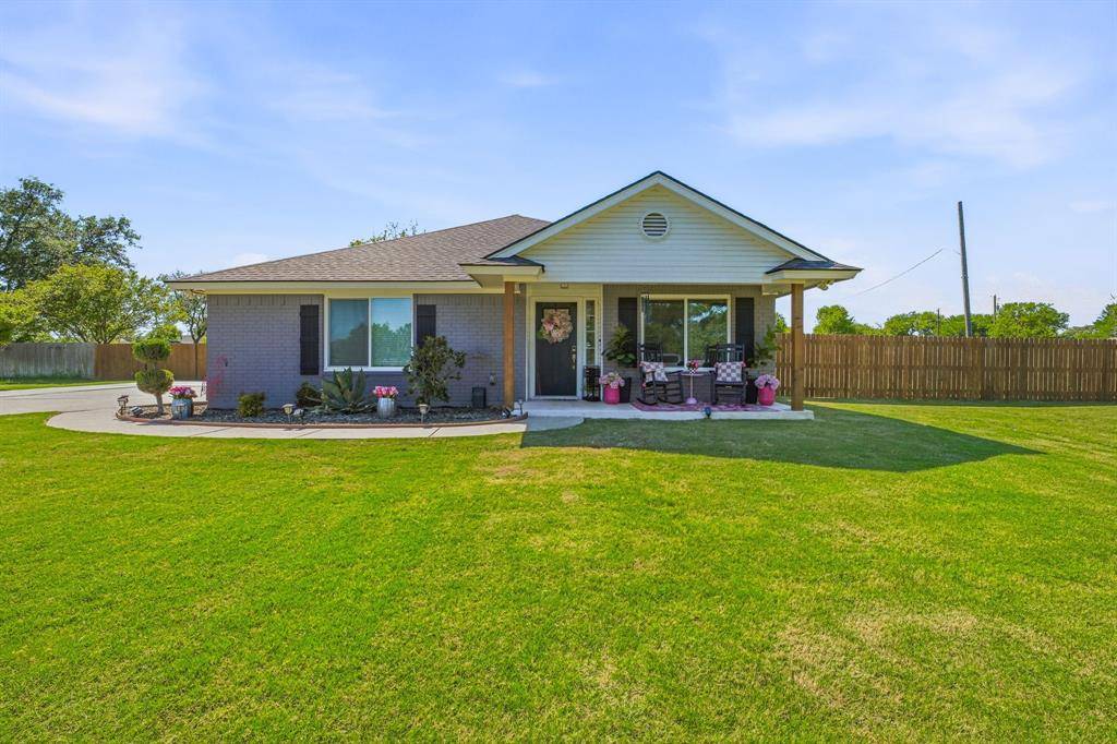210 Southview Drive, Hudson Oaks, TX 76087