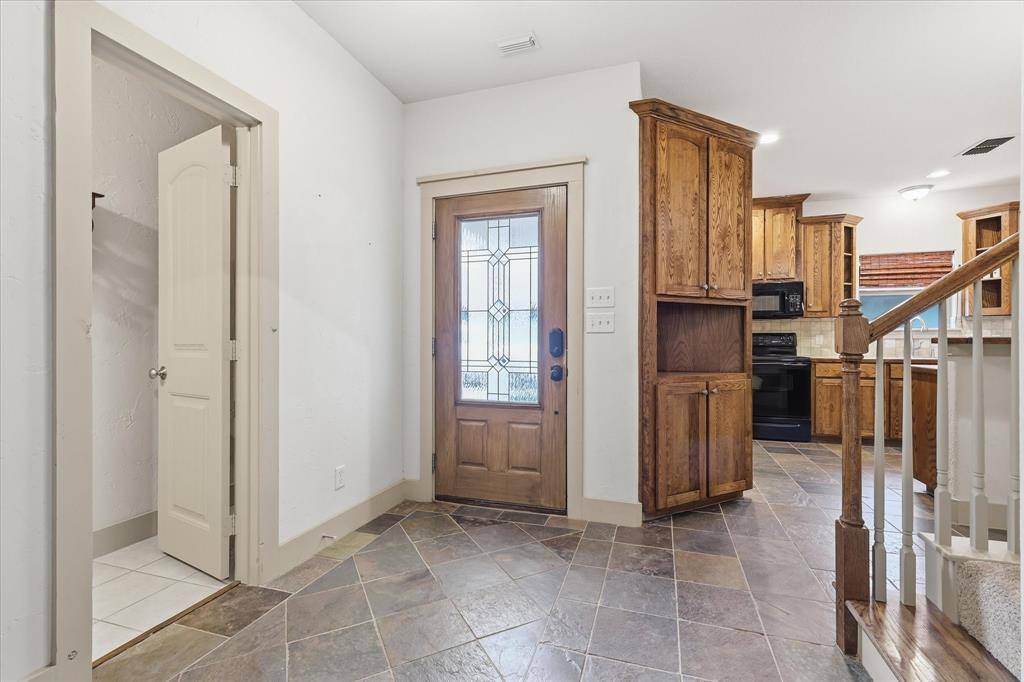 413 Collins Street, Argyle, TX 76226