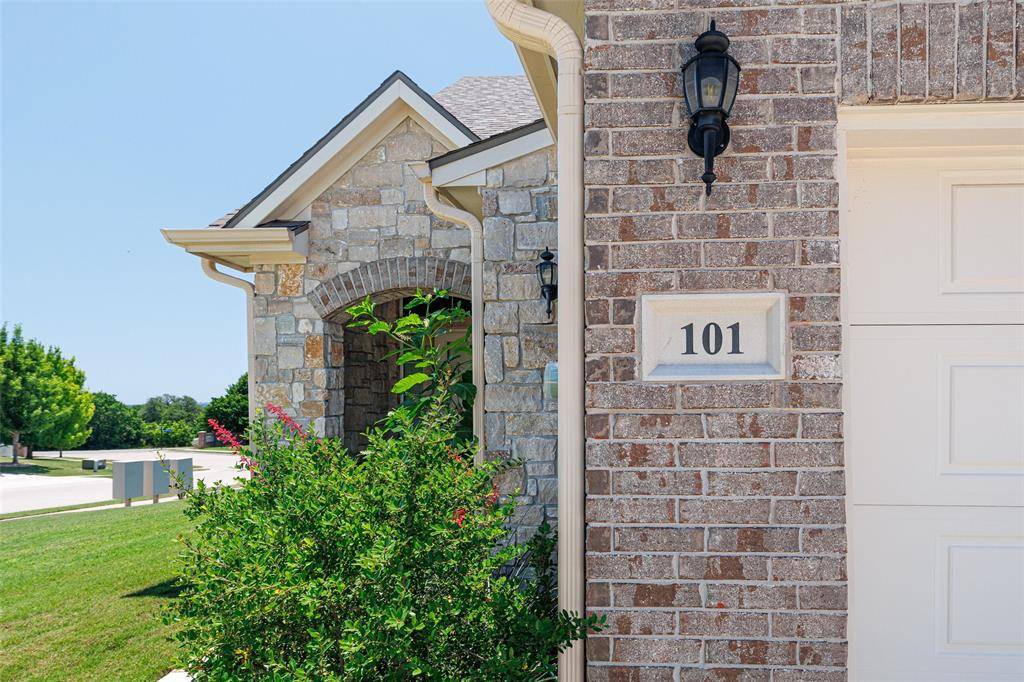 101 Legacy Boulevard, Weatherford, TX 76085