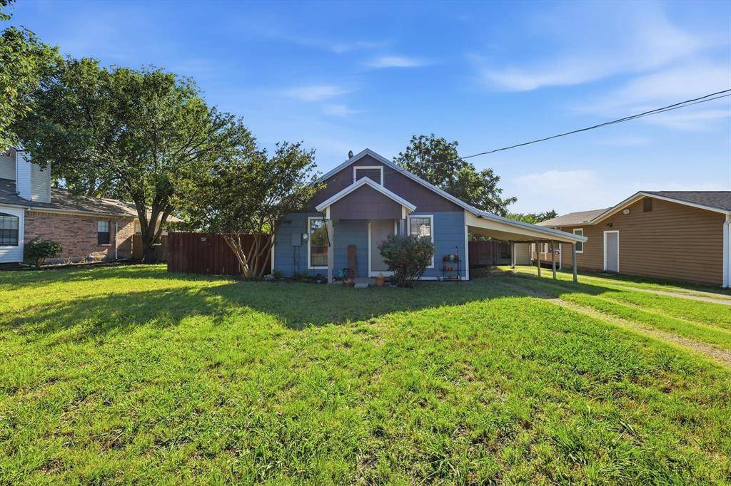 1005 N Oak Street, Leonard, TX 75452