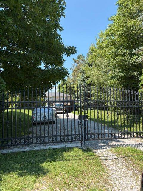 4122 County Road 88 RD, Bradford West Gwillimbury, ON L0G 1B0