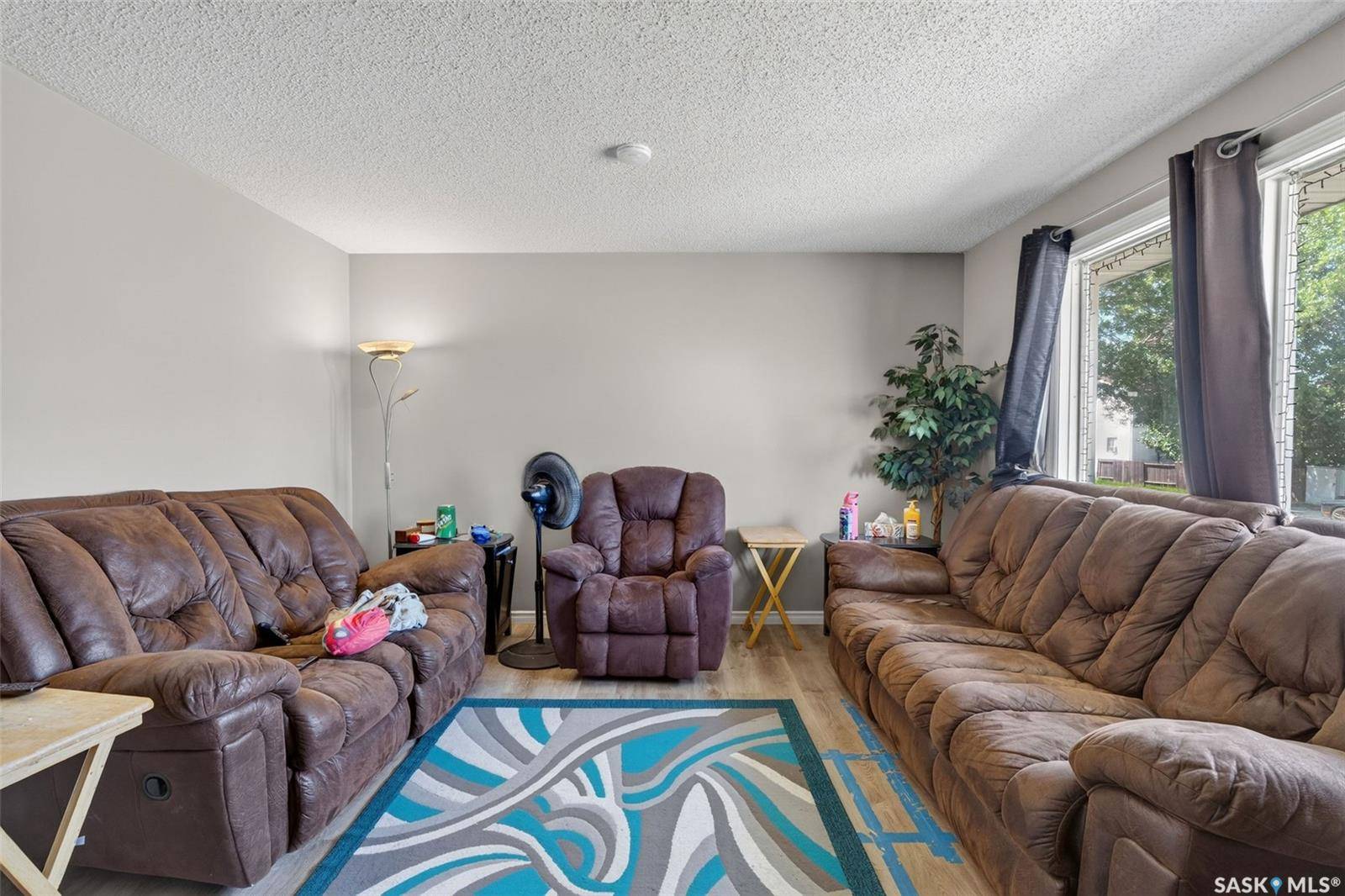 103-105 Davies ROAD, Saskatoon, SK S7K 7L4