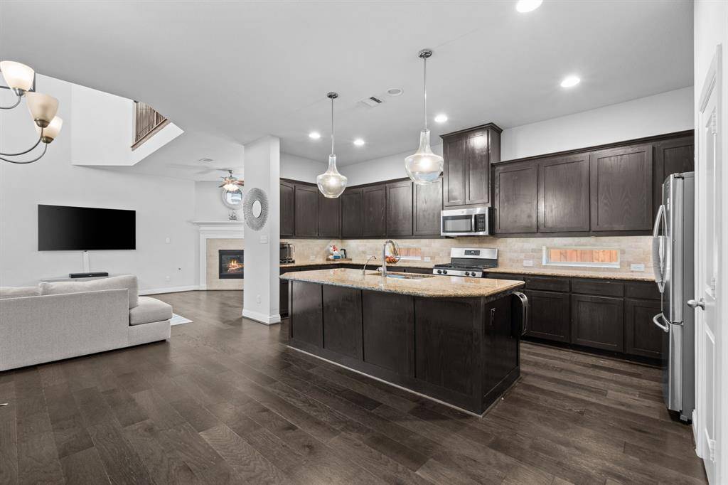1416 Huntsman Ridge Lane, Arlington, TX 76005