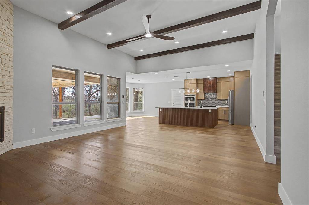 108 Winding Way, Azle, TX 76020