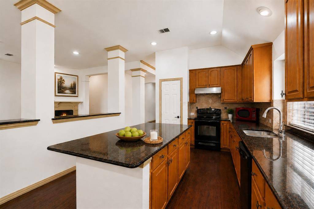 107 Mason Court, Fate, TX 75087