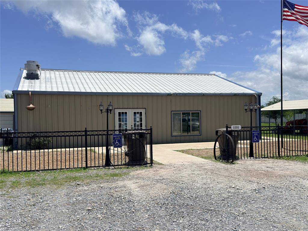 8806 Fm 751, Quinlan, TX 75474
