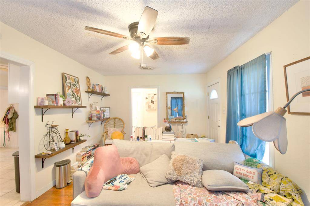 2224 Live Oak Avenue, Waco, TX 76708