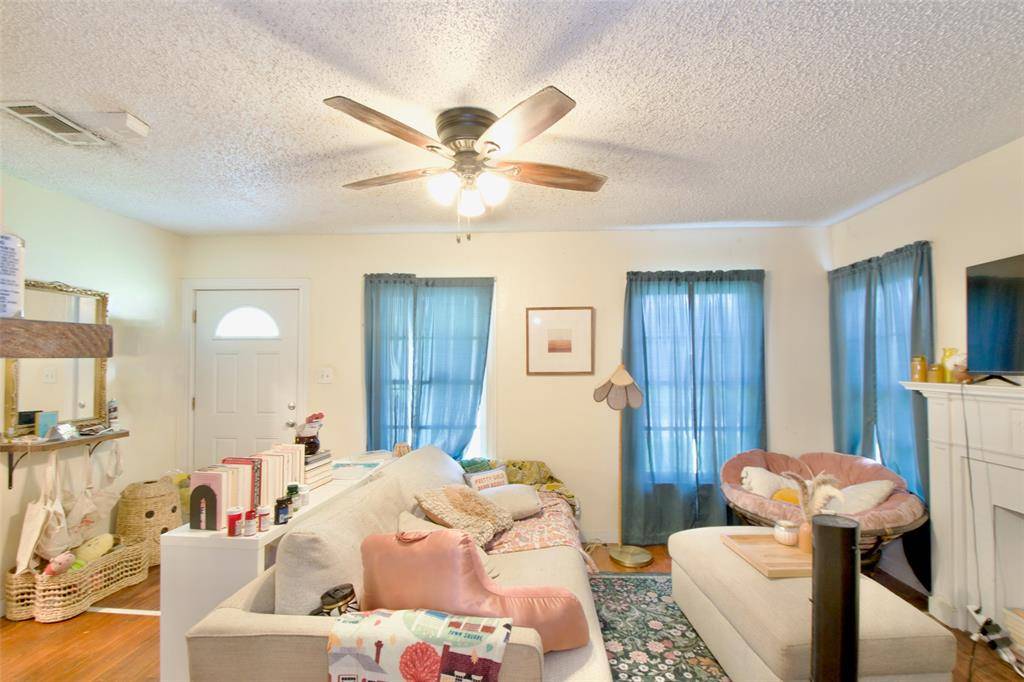 2224 Live Oak Avenue, Waco, TX 76708