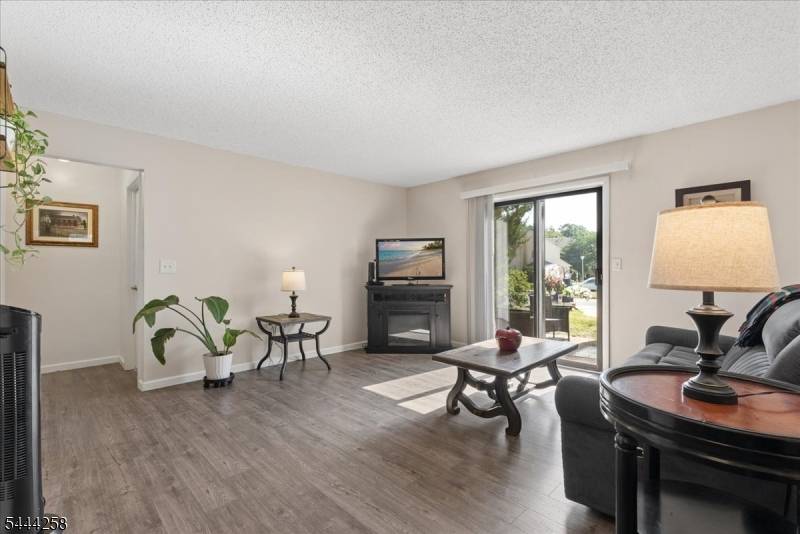 506 Violet Ln, Jackson Twp., NJ 08527