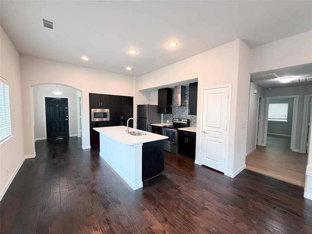 2012 Shawnee Trail, Heartland, TX 75126
