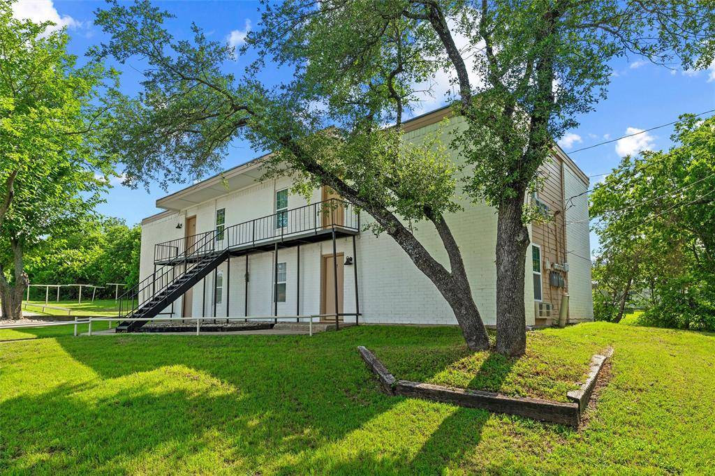 312 W Rentz Street, Weatherford, TX 76086