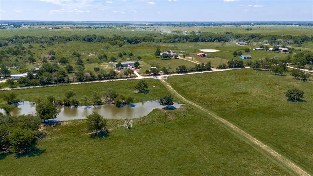 9121 NE County Road 2170, Powell, TX 75153
