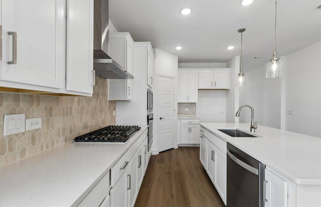 1109 Clayton Street, Aubrey, TX 76227