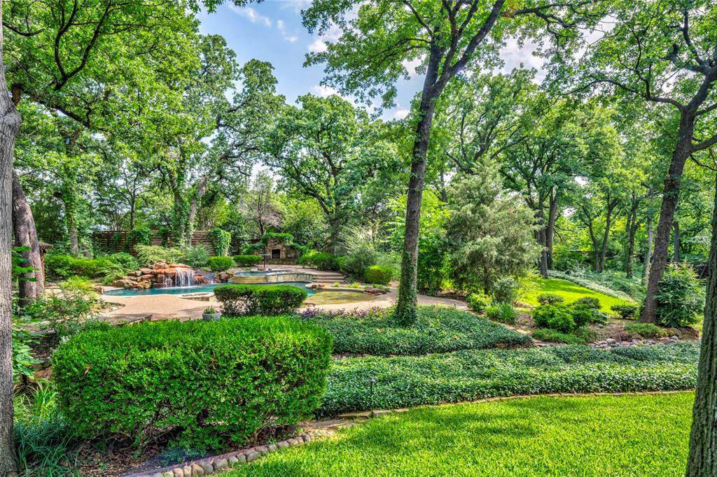 3905 Rothschild Drive, Flower Mound, TX 75022