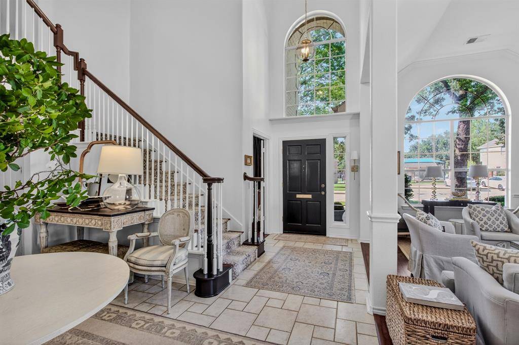 824 Forest Lakes Drive, Keller, TX 76248