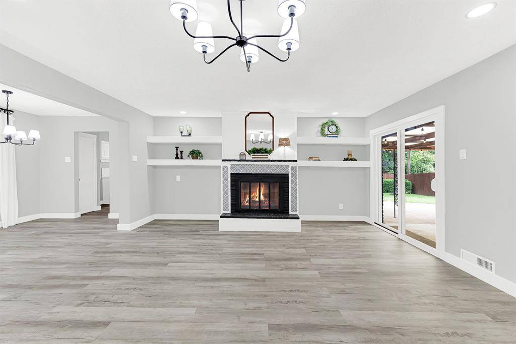 5821 Clendenin Avenue, Dallas, TX 75228