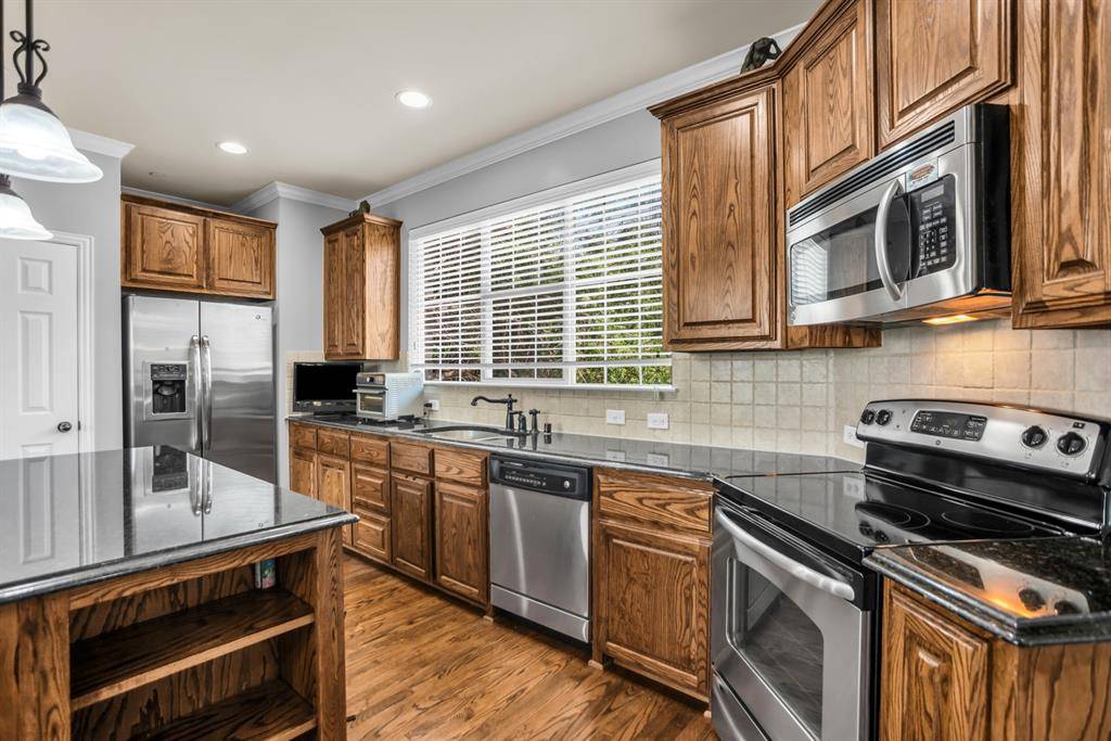 2700 Club Ridge Drive #1, Lewisville, TX 75067
