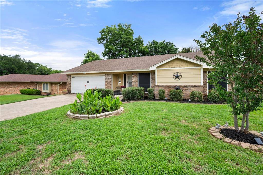 2709 Blue Quail Drive, Arlington, TX 76017