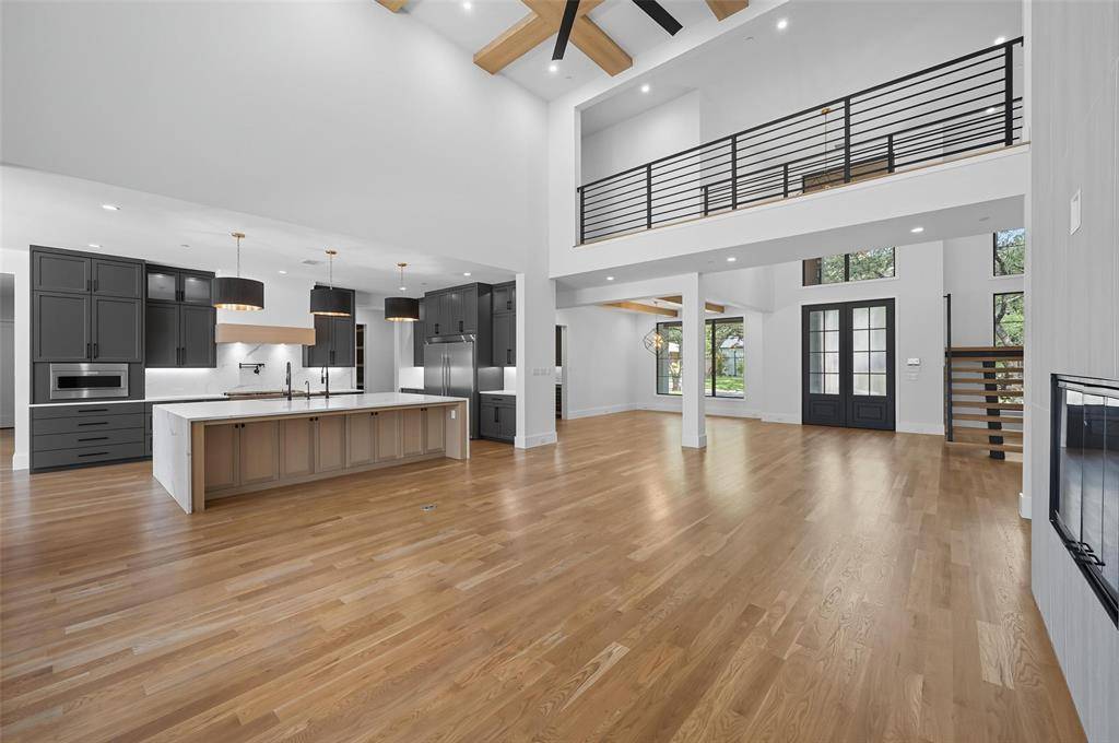 6608 Longfellow Drive, Dallas, TX 75230
