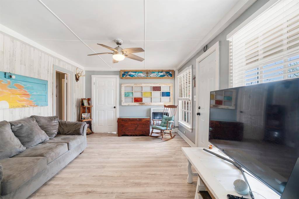 1115 SE 13th Street, Paris, TX 75460