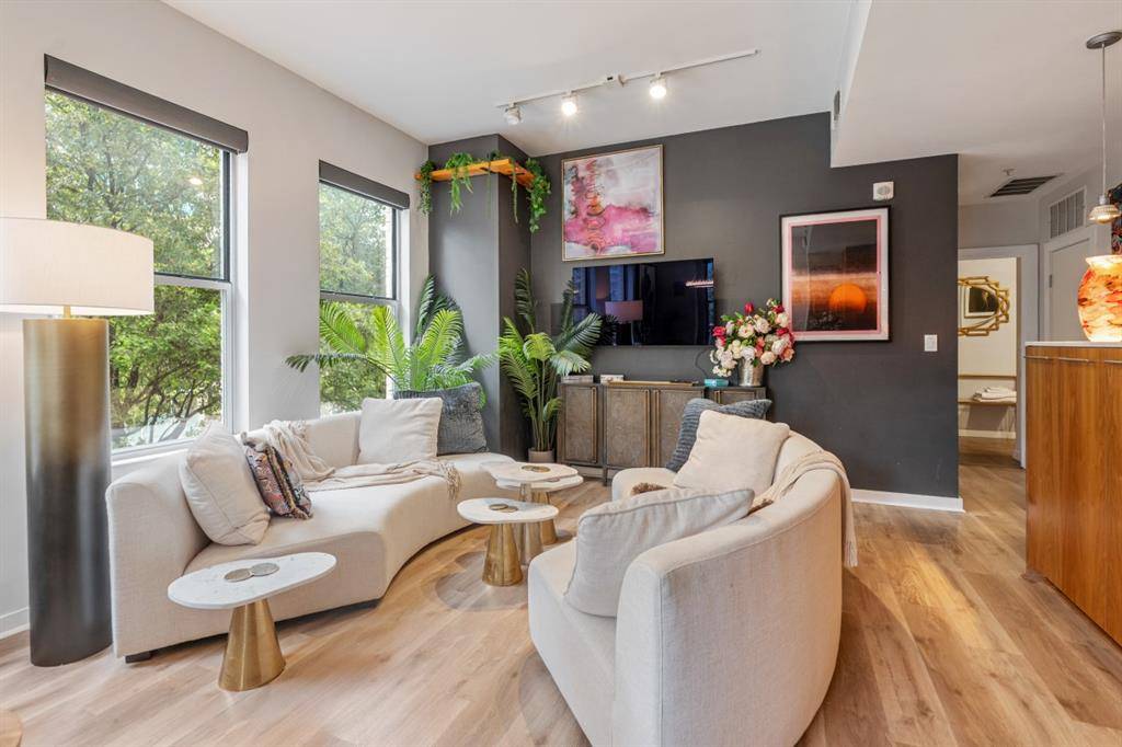 2323 N Houston Street #204, Dallas, TX 75219