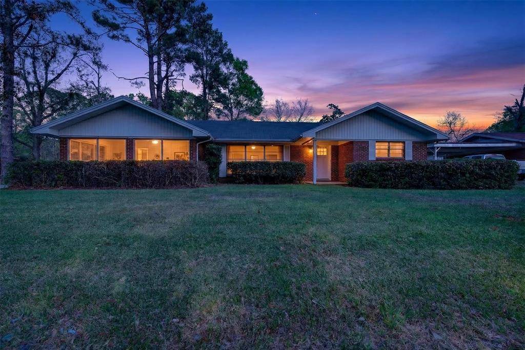 522 Lee Street, Mansfield, LA 71052