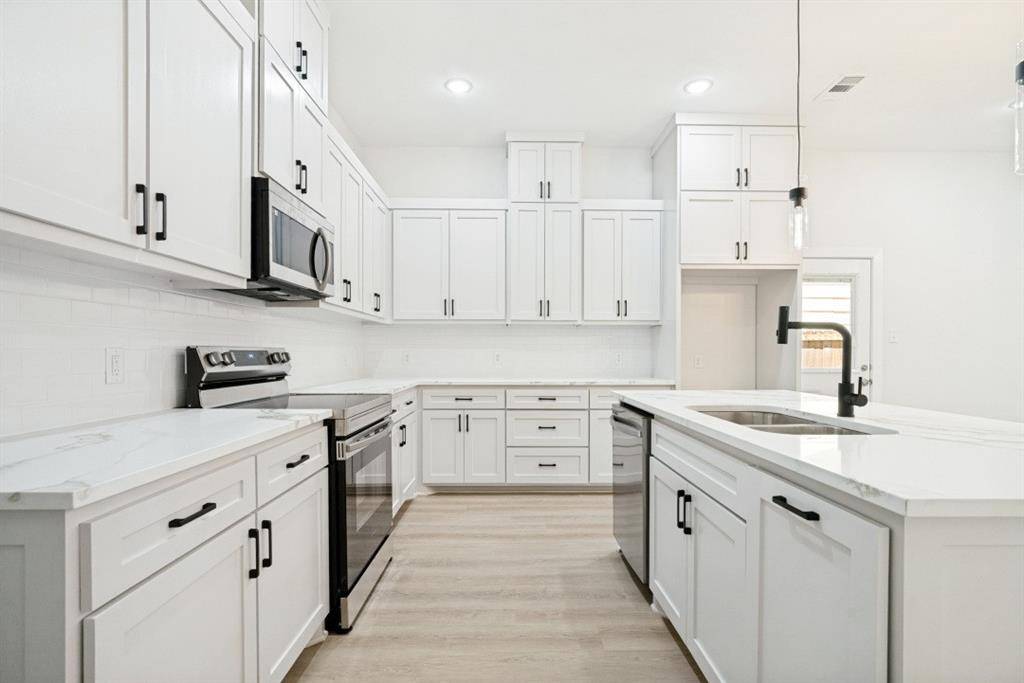 8009 Doreen Avenue #8011, Fort Worth, TX 76116
