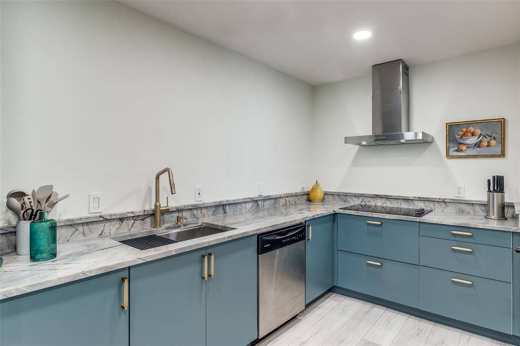 11122 Valleydale #D, Dallas, TX 75230