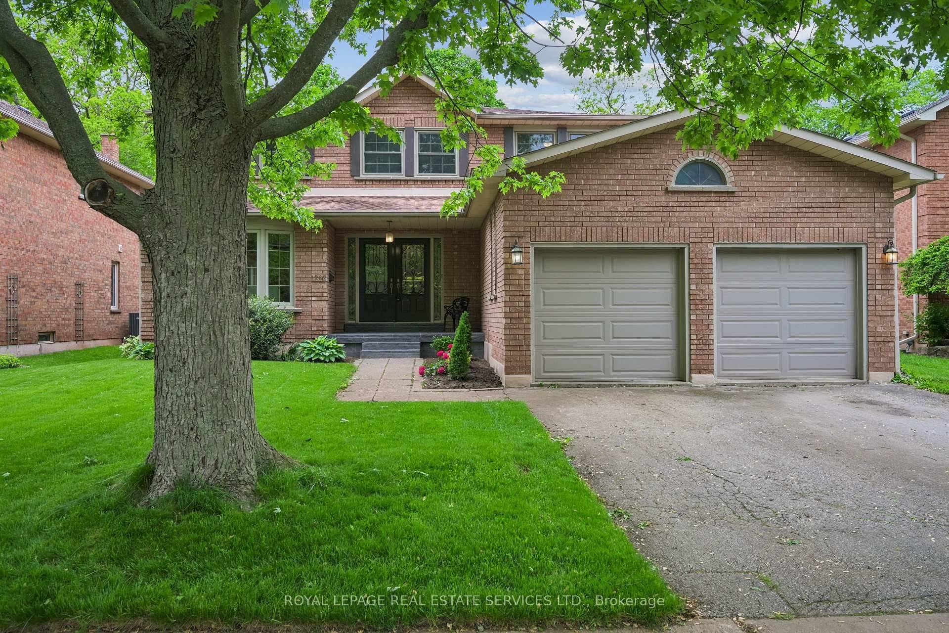 1262 Old Colony RD, Oakville, ON L6M 1J8