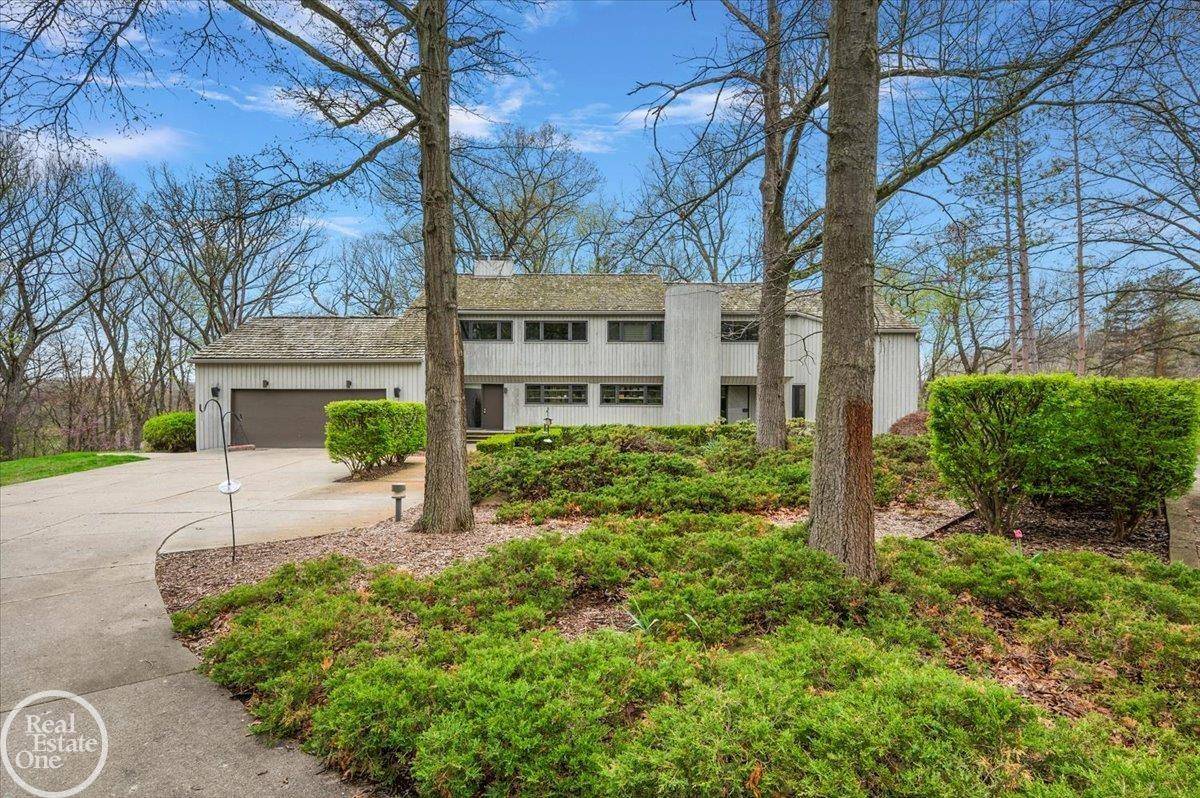 3750 Orion RD, Oakland Twp, MI 48363