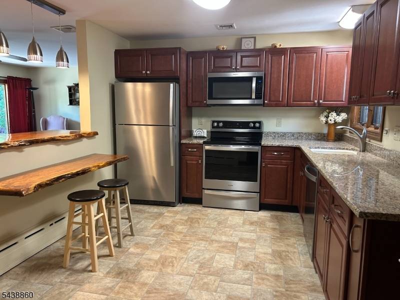 411 Sussex St, Pohatcong Twp., NJ 08865