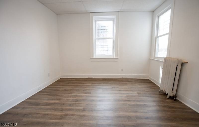 529 Washington Ave, Belleville Twp., NJ 07109