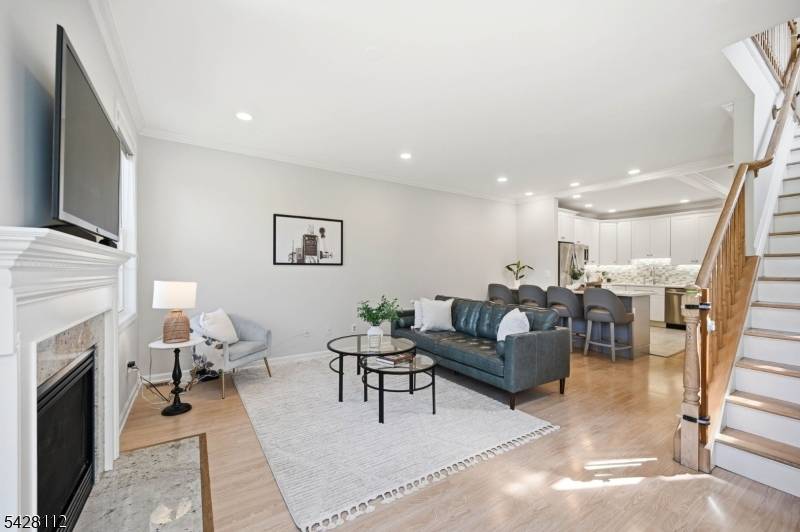 419 Hartford Dr, Nutley Twp., NJ 07110
