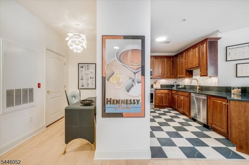 7312 Coventry Ct #312, Riverdale Boro, NJ 07457