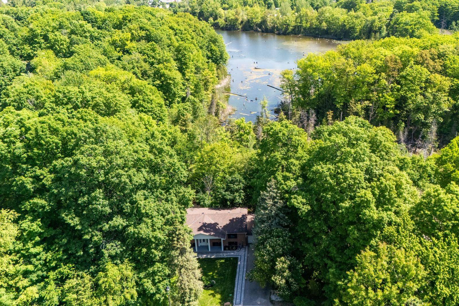 69 Glenda Jane DR, Milton, ON L0P 1B0